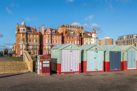 Beach Hut 121-2.jpg