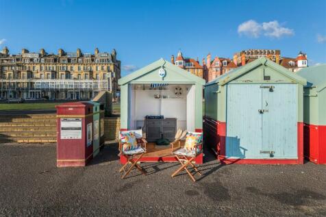 Beach Hut 121-4.jpg