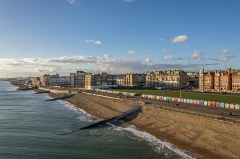 Beach Hut 121-14.jpg