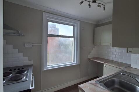 Kitchen 1.jpg