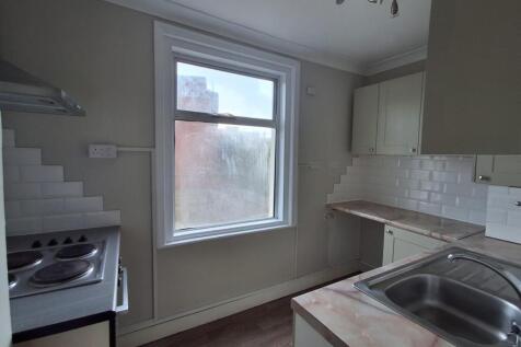 kitchen 2.jpg