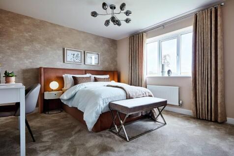 Double bedroom with plenty of space