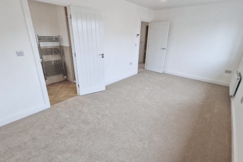 Bedroom 1 &#43; En-Suite