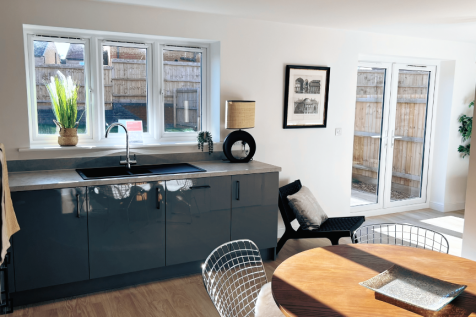 Kitchen image 4