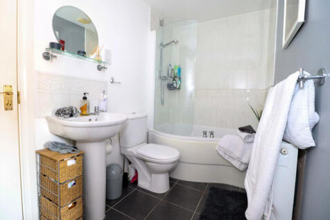 Jack&amp;Jill bathroom