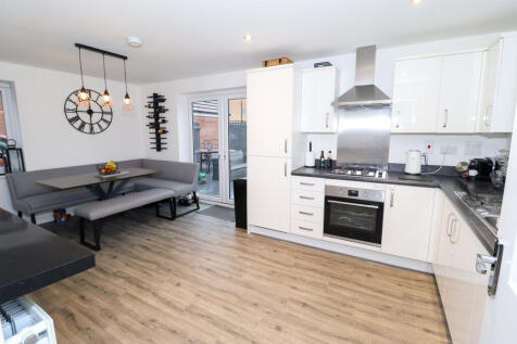 Kitchen diner