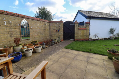 Garden &amp; Garage