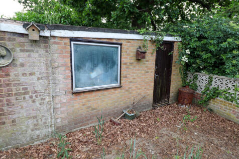 Shed at rear of garage