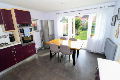 Kitchen diner