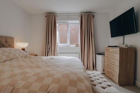 Main bedroom