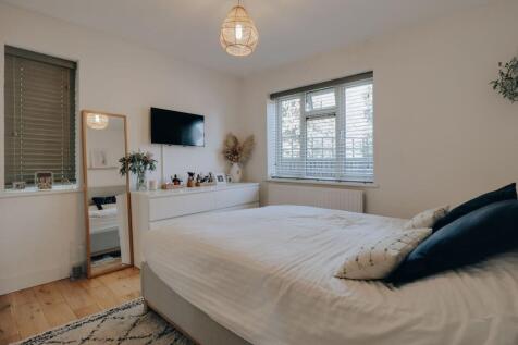 Main bedroom