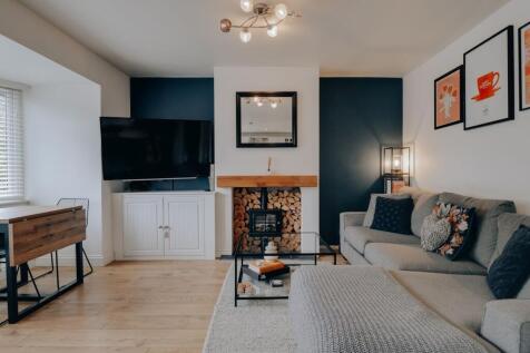 Open-plan living area #2