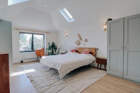 Main bedroom