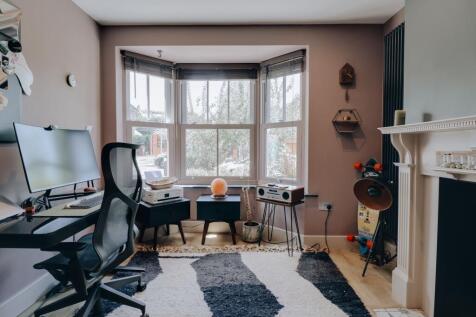 Third reception room/study