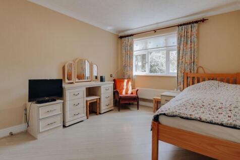 Main bedroom