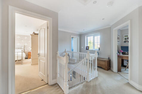 1364790-15-68e7d4...