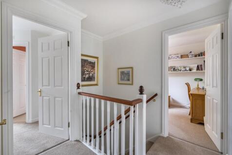 1370665-27-68f110...