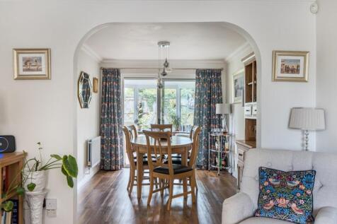 1370665-11-68f10f...