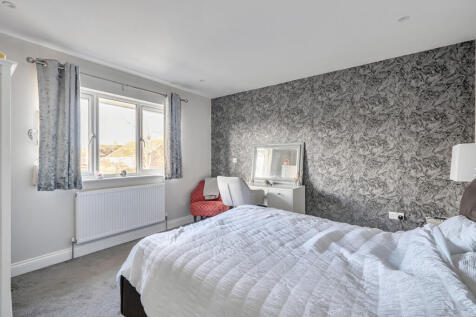 1385319-20-692eda...