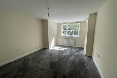 Rear bedroom 2