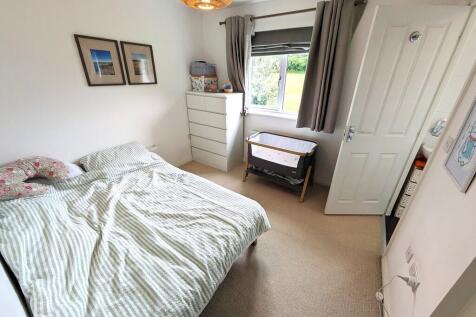 BEDROOM 1A