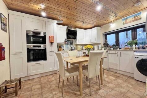 MEDLAR KITCHEN