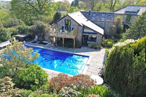 MEDLAR POOL DRONE