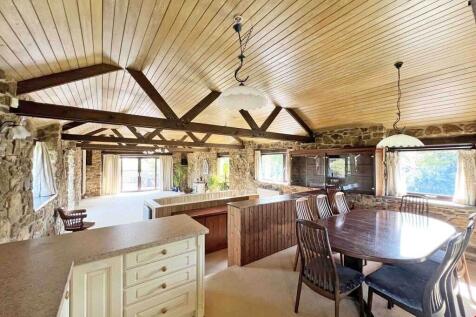 TRESLEA KITCHEN D...
