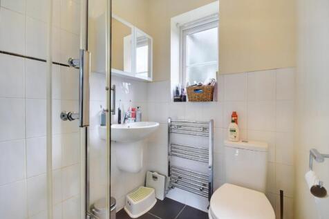 Ensuite to Master Bedroom