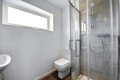 Ensuite (Bedroom 1)