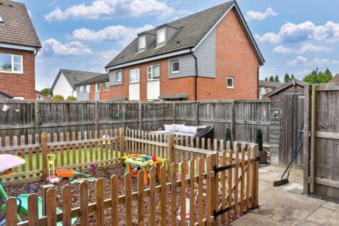 Large multi-use garden