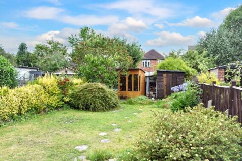 Large Rear Garden