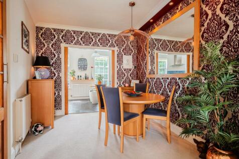 #116 -  Holly Lodge-10.jpg