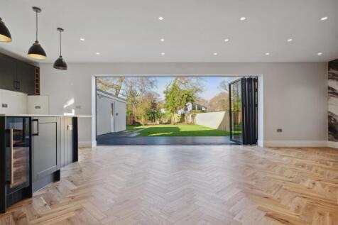 Bifolds.jpg