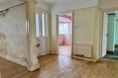 Hall.jpg