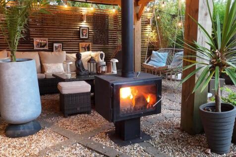 Log Burner.jpg