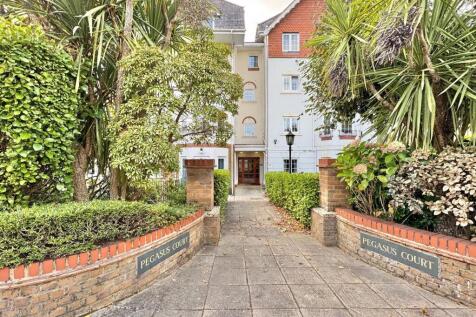 Entrance to building.jpg