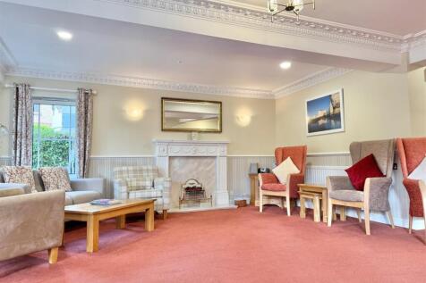 residents lounge.jpg