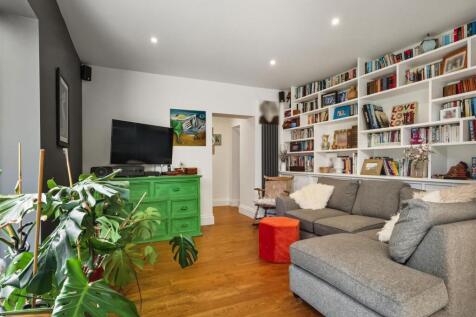 Snug From Kitchen Diner