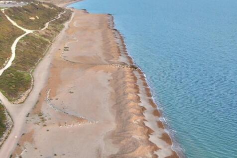 Beach to Cliff Hanger Resturant.jpg