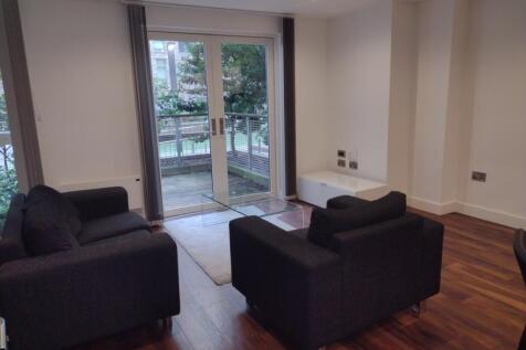 B108 LOUNGE