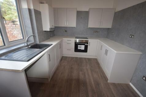 Shore Drive Kitchen 3 .JPG