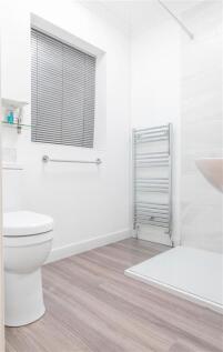 1 trent way toilet.jpg