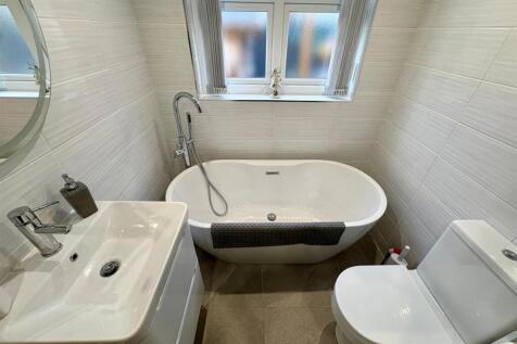 WhatsApp Image 2025-11-19 at 19.17.20 (17).jpeg