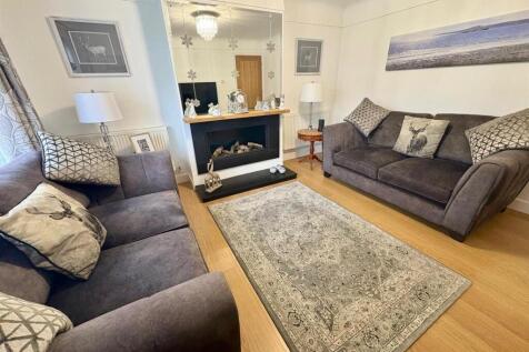 WhatsApp Image 2025-11-19 at 19.17.20 (1).jpeg