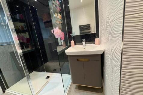 WhatsApp Image 2025-11-19 at 19.17.20 (20).jpeg