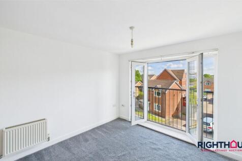 Open plan living &amp; kitchen area.
