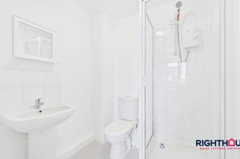 Ensuite shower room