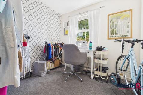 Bedroom/Study
