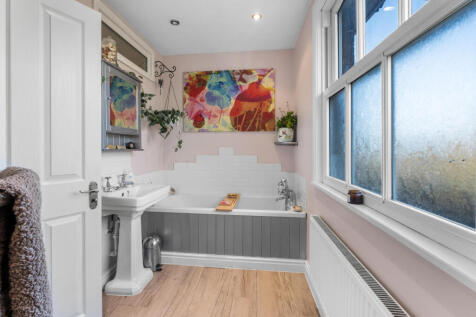 Bathroom New (1)